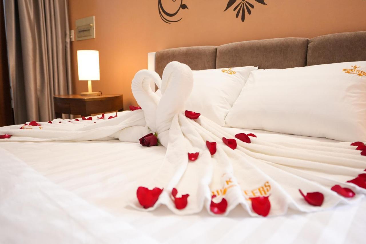 Musketeers Guest House Hanoi Esterno foto