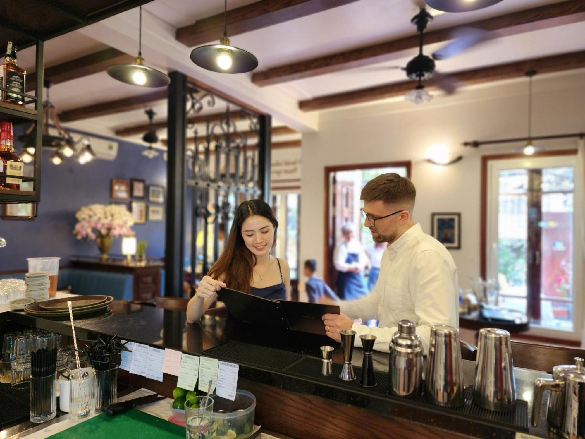 Musketeers Guest House Hanoi Esterno foto